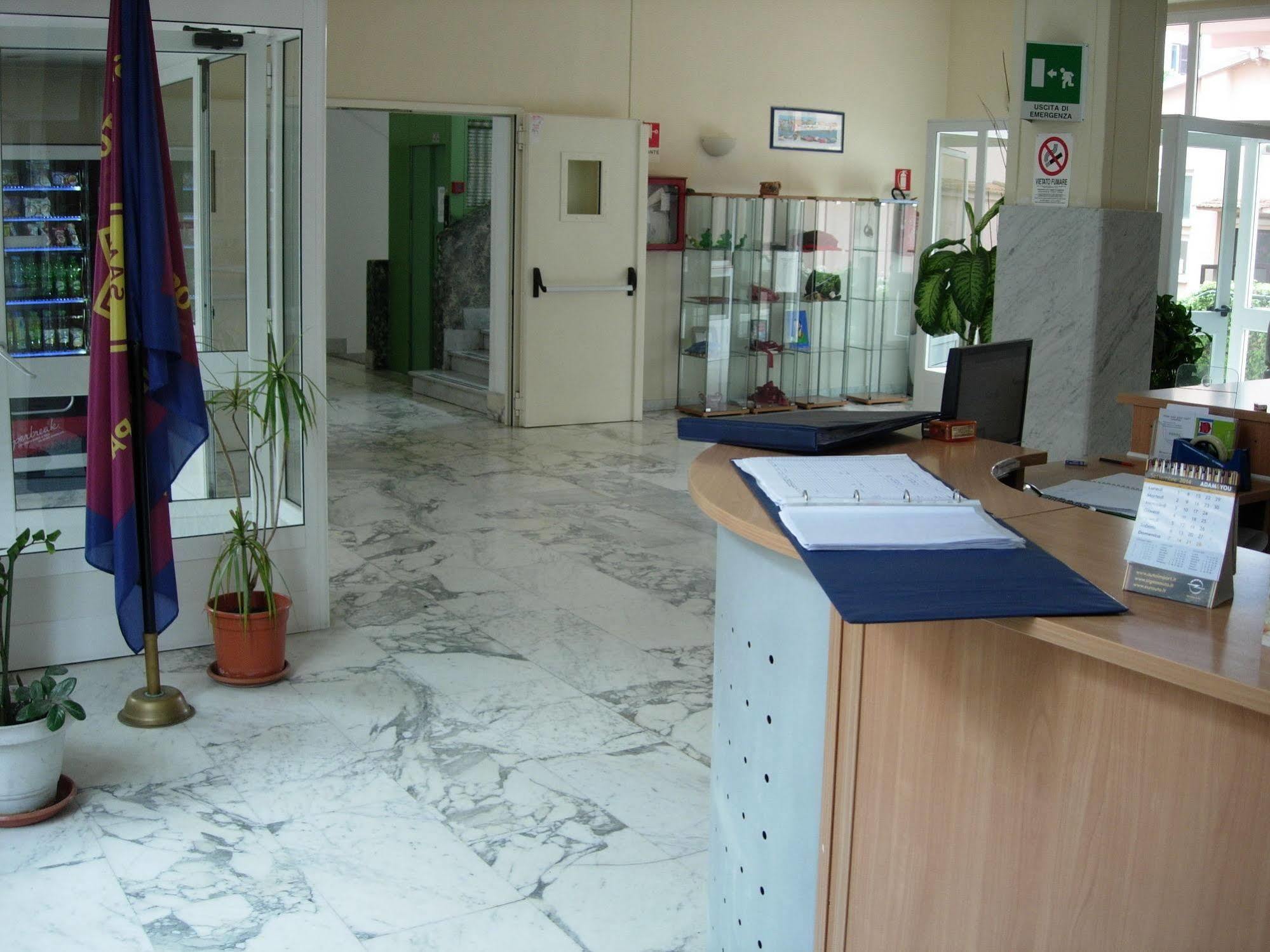 Foresteria Roma Esercito Della Salvezza Zewnętrze zdjęcie